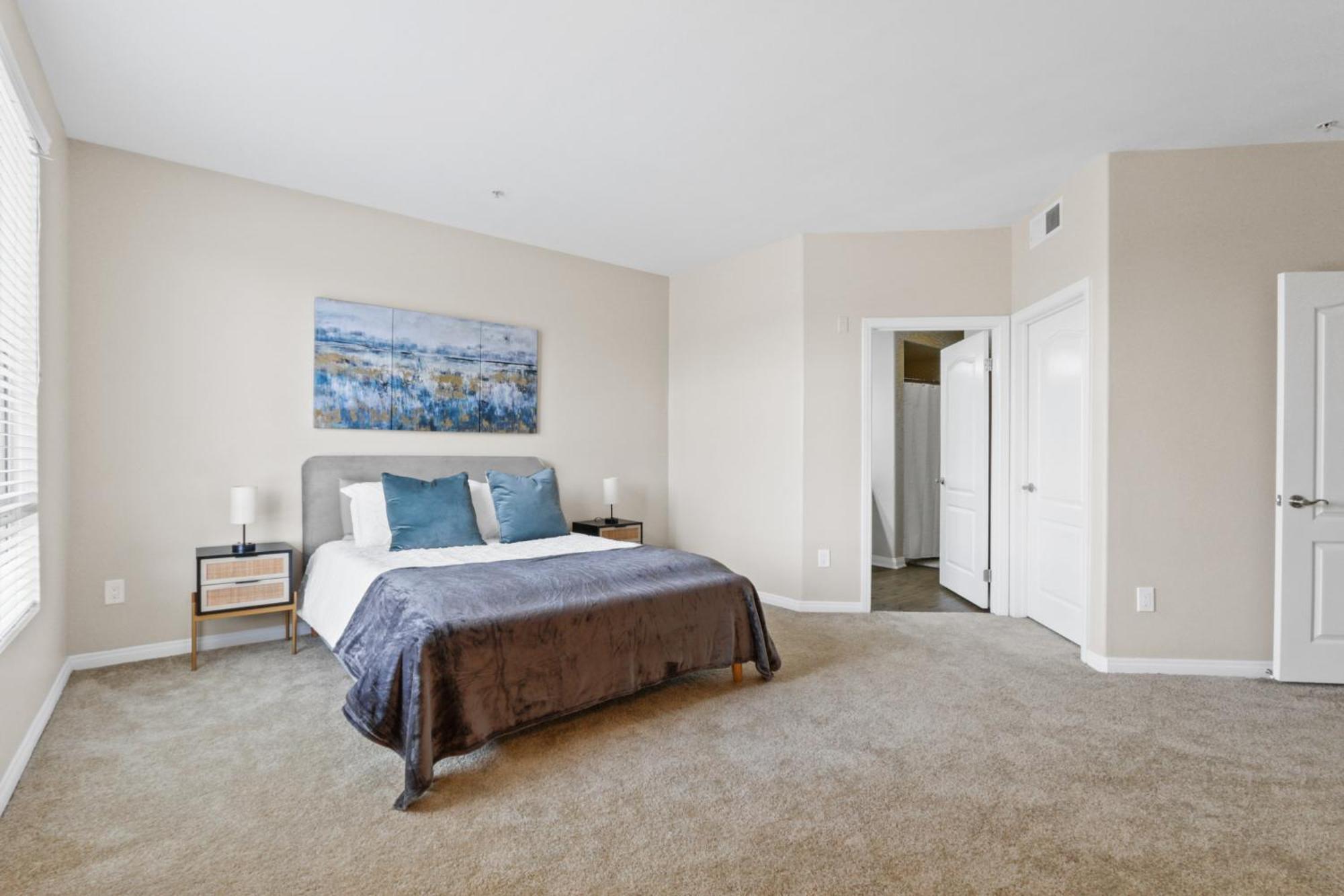 Charming 3-bedroom 3 Bth Near Venice Beach! Apartment