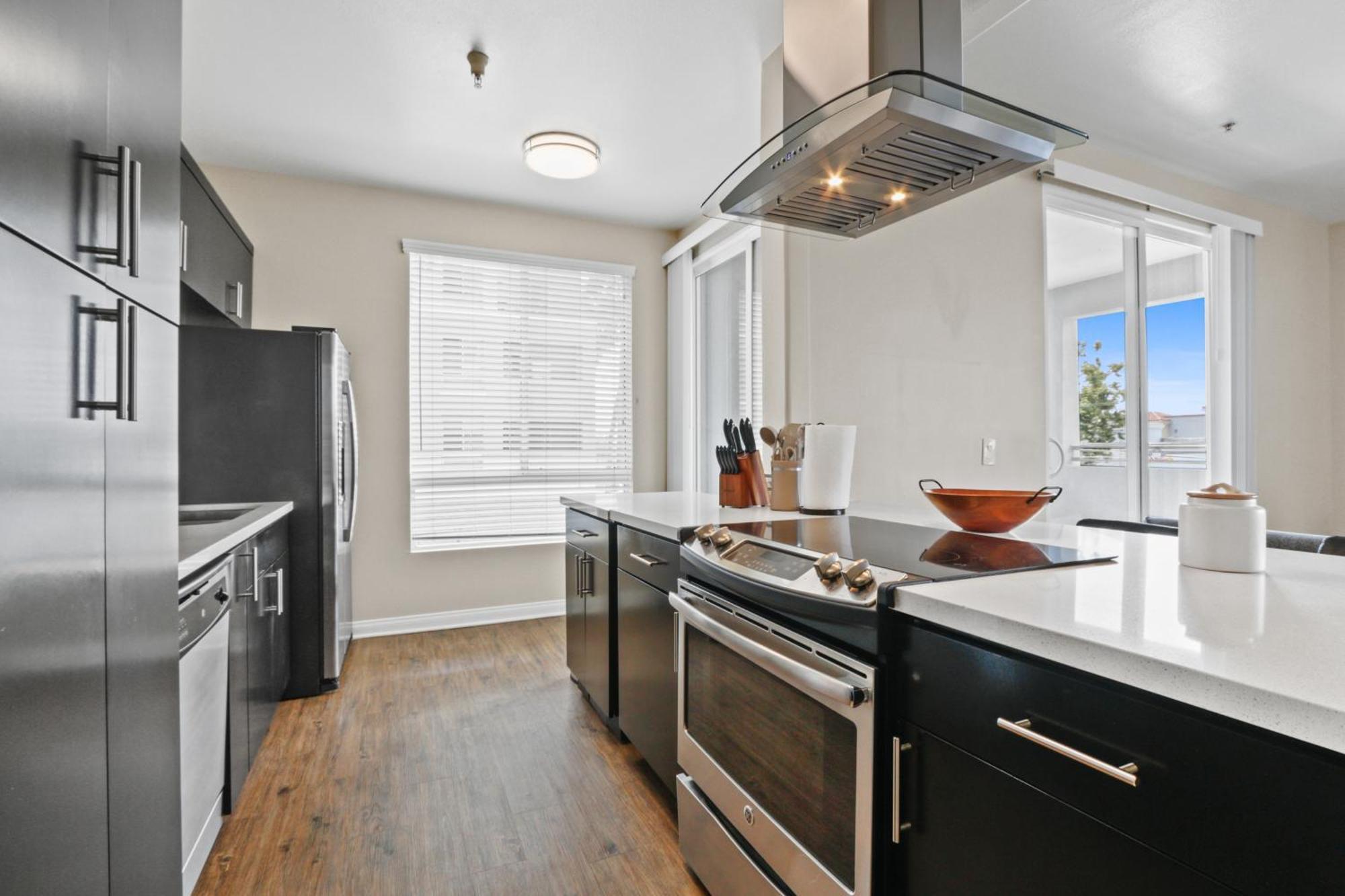 Charming 3-bedroom 3 Bth Near Venice Beach! Los Angeles