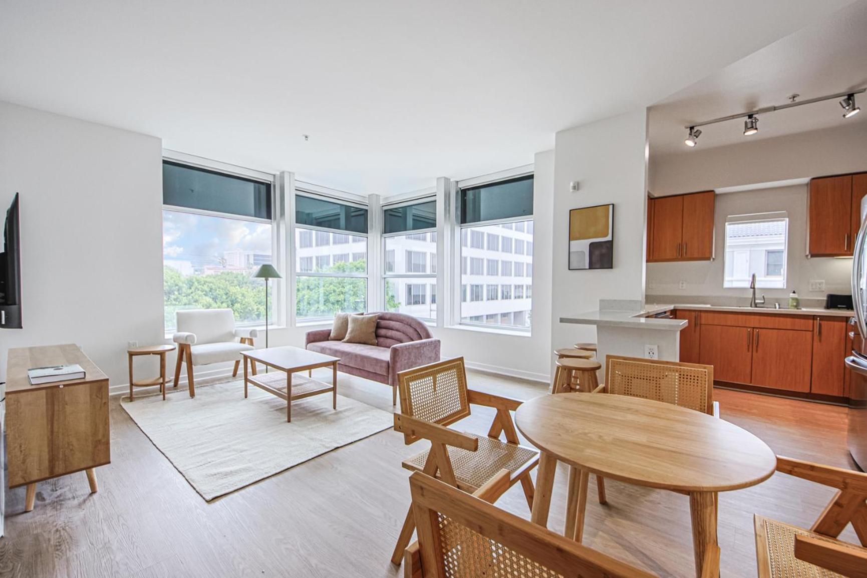 Beachside Getaway 2 Bed 2 Baths