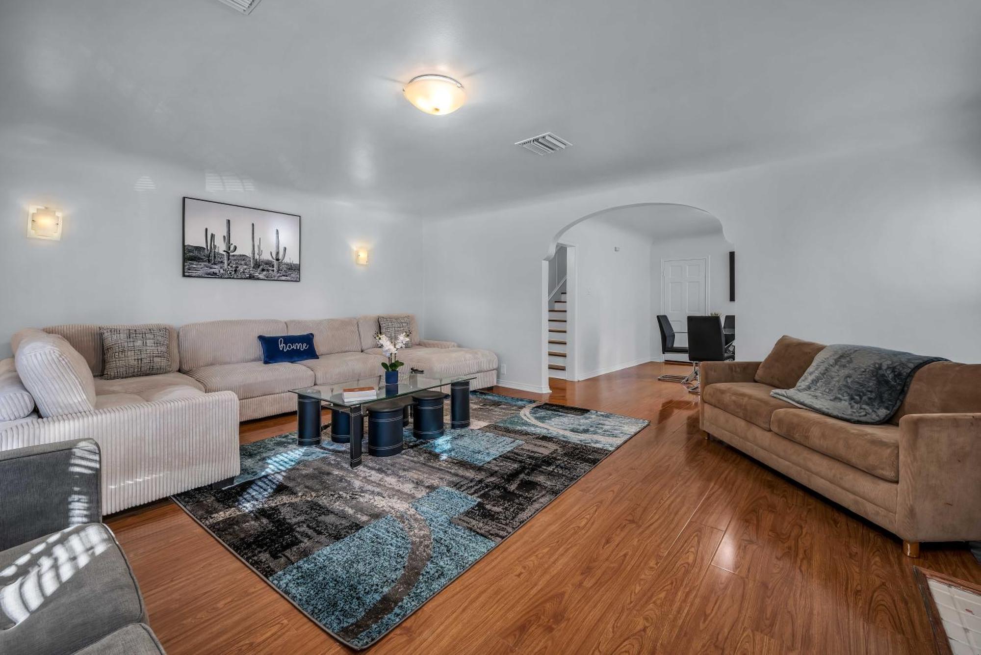 Apartment Modern Large 2 Level 2-bedroom 2-bathroom By West Hollywood *