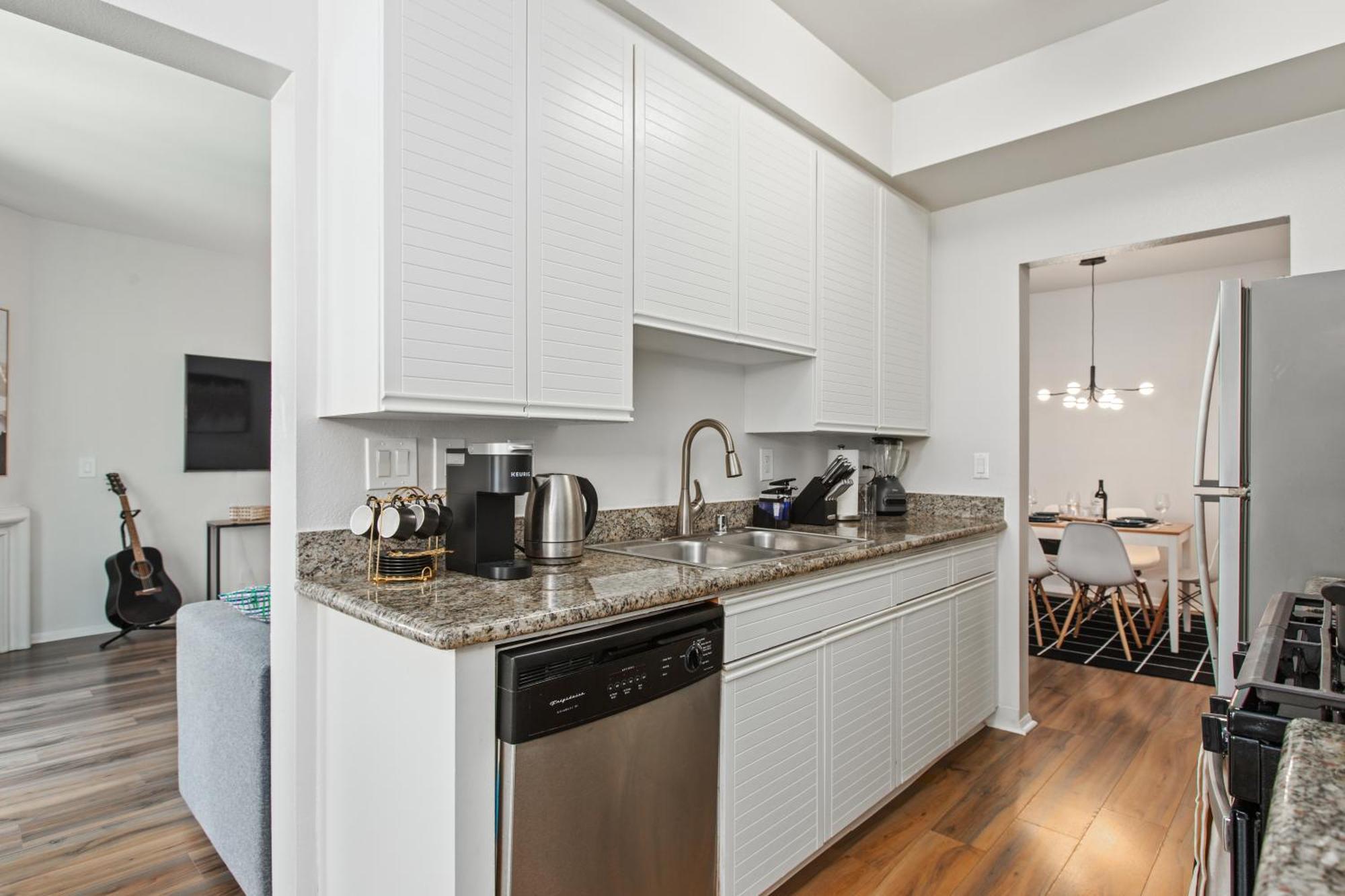 Cozy Oasis In Marina Del Rey!free Swimming Pool And Parking *