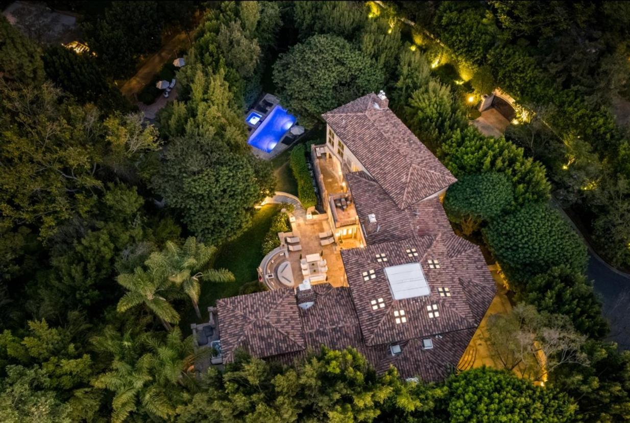 Carolwood Estate