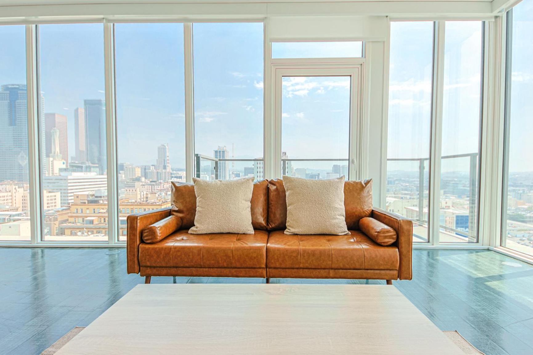 Elegant Urban Oasis 2br 2ba Los Angeles