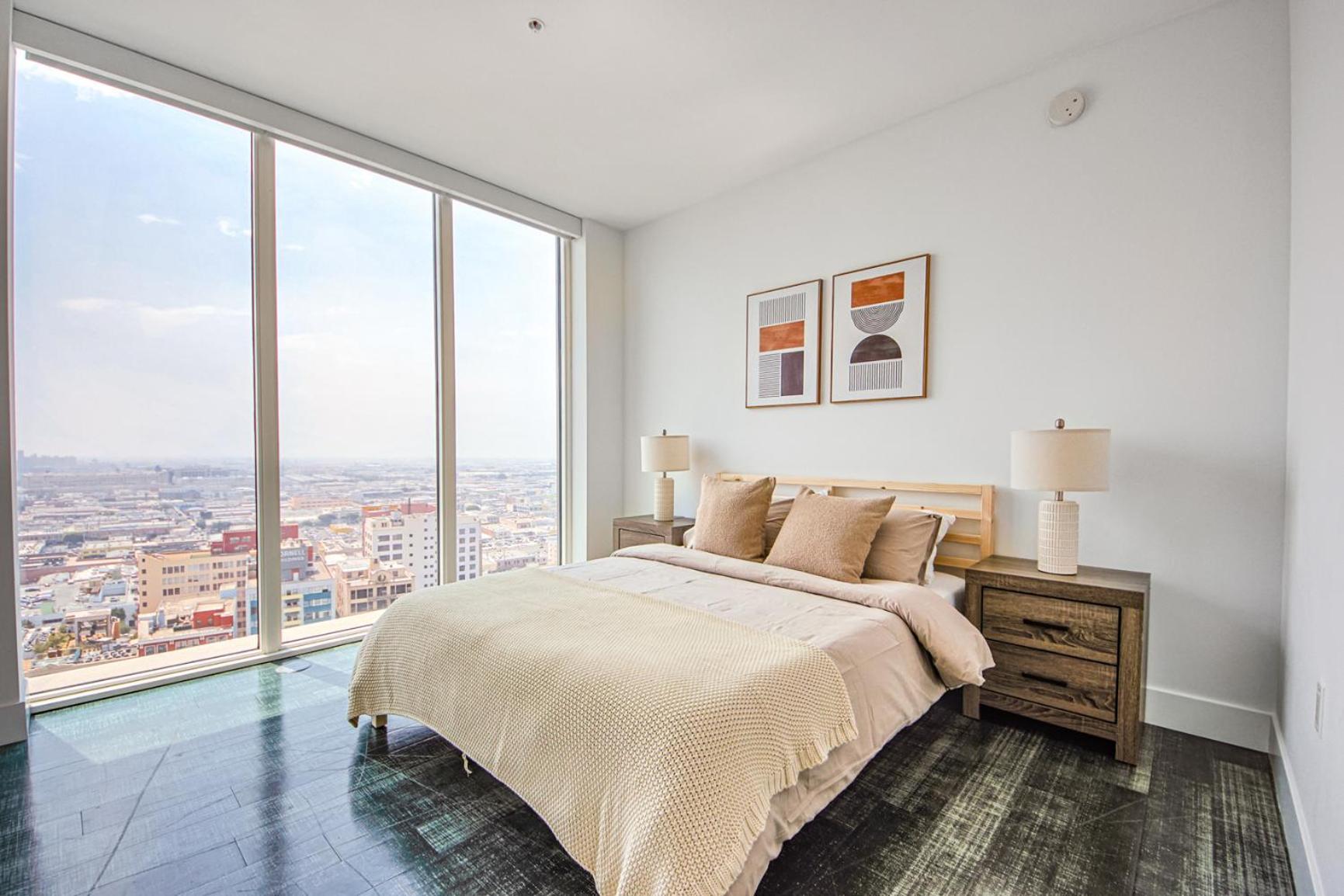 Elegant Urban Oasis 2br 2ba Los Angeles