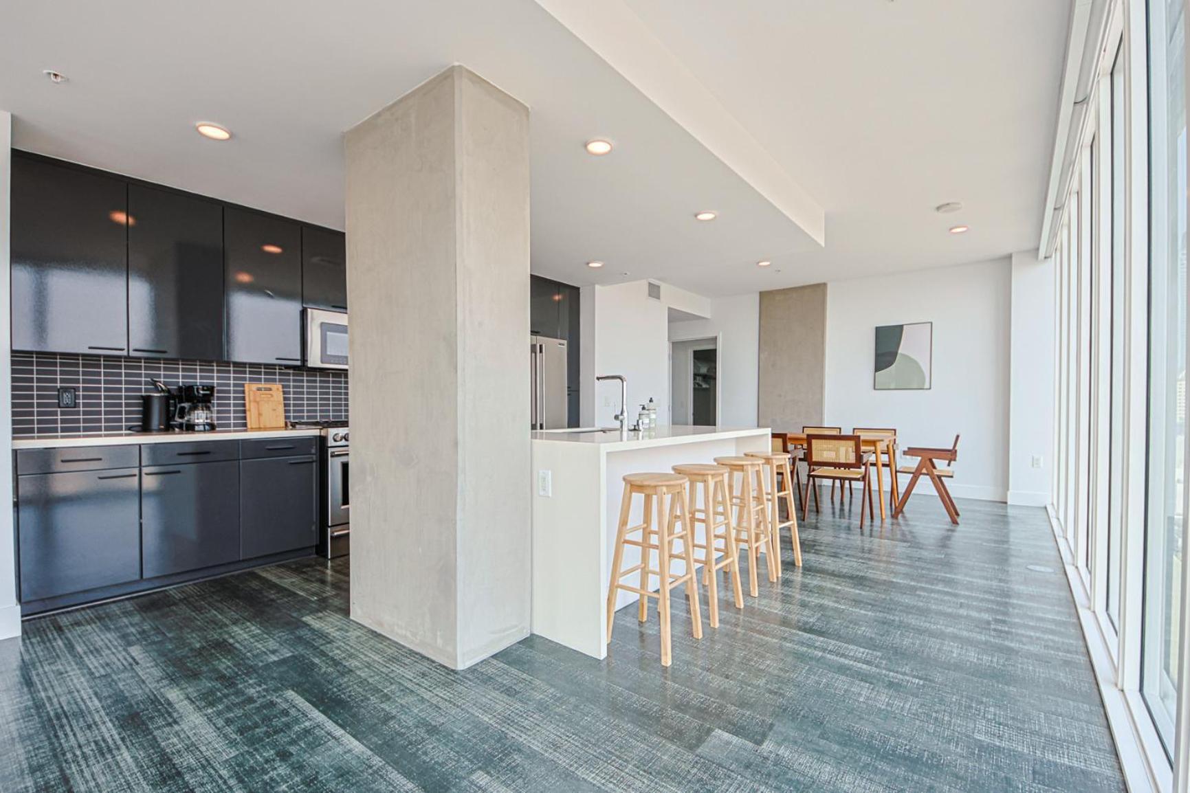 Elegant Urban Oasis 2br 2ba Los Angeles