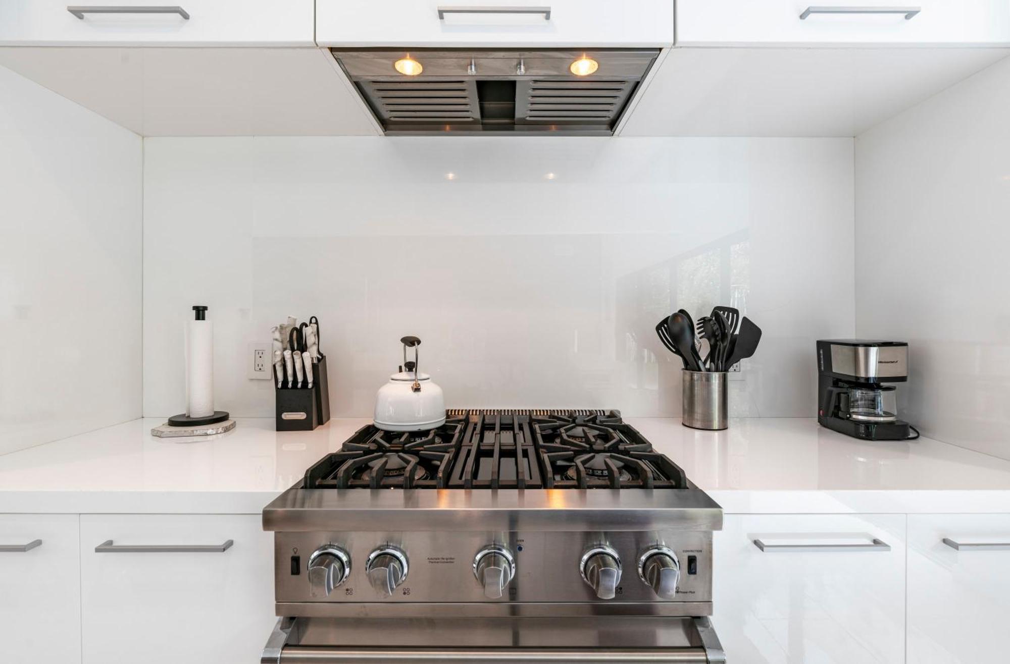 3m Hollywood Modern Oasis Los Angeles