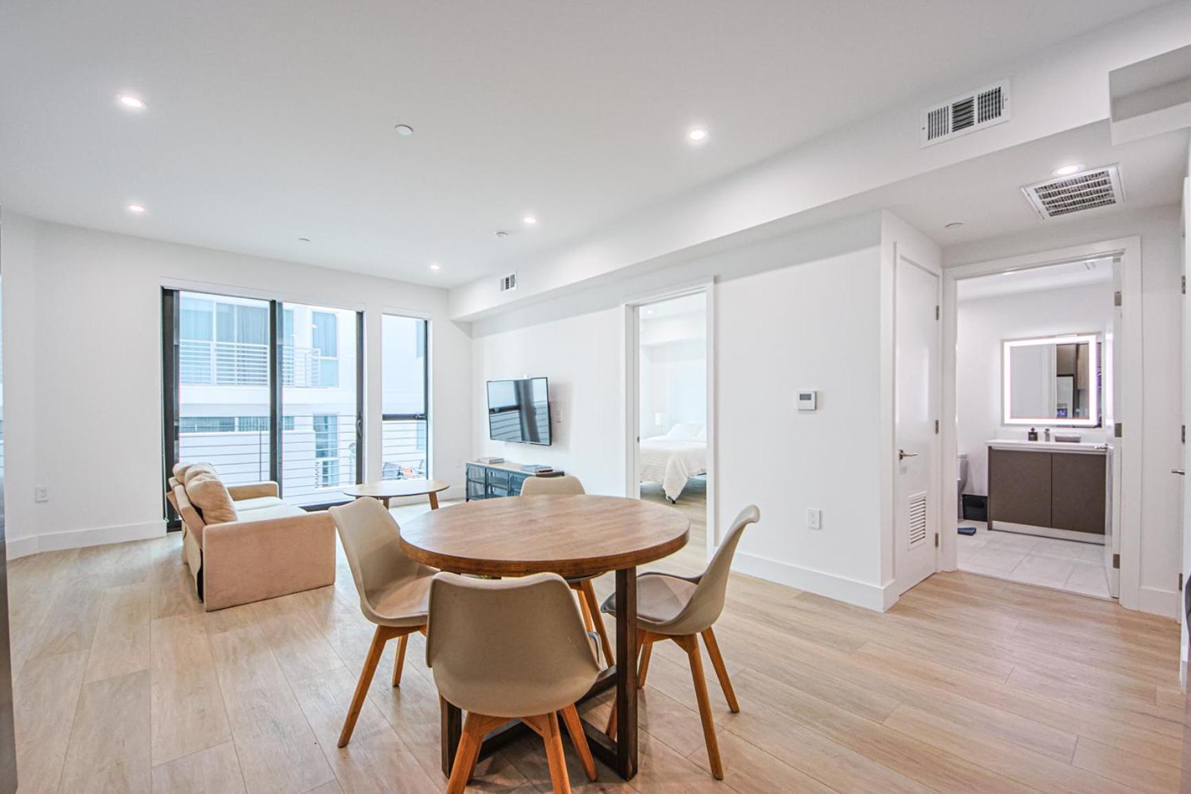 Cozy Coastal Oasis 2beds 1bath Apartment *