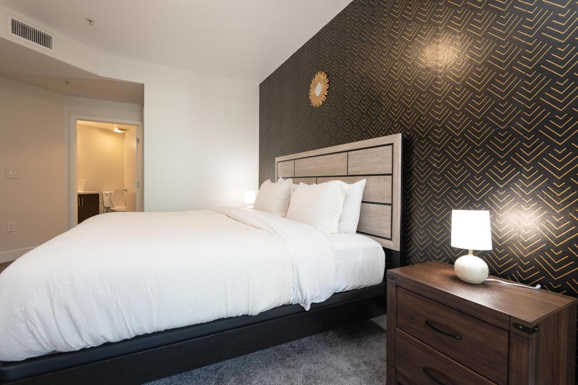 Two Bedroom By The Hollywood Walk Of Fame! Apartamento