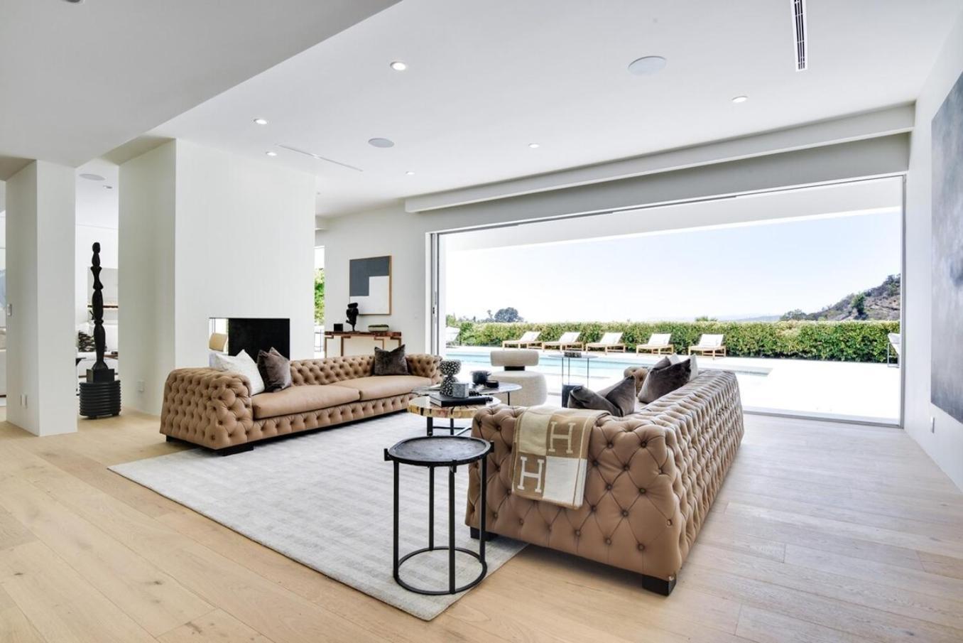 Villa Vista Modern
