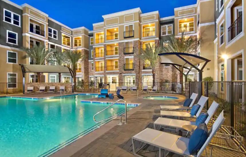 Charming 3-bedroom 3 Bth Near Venice Beach!