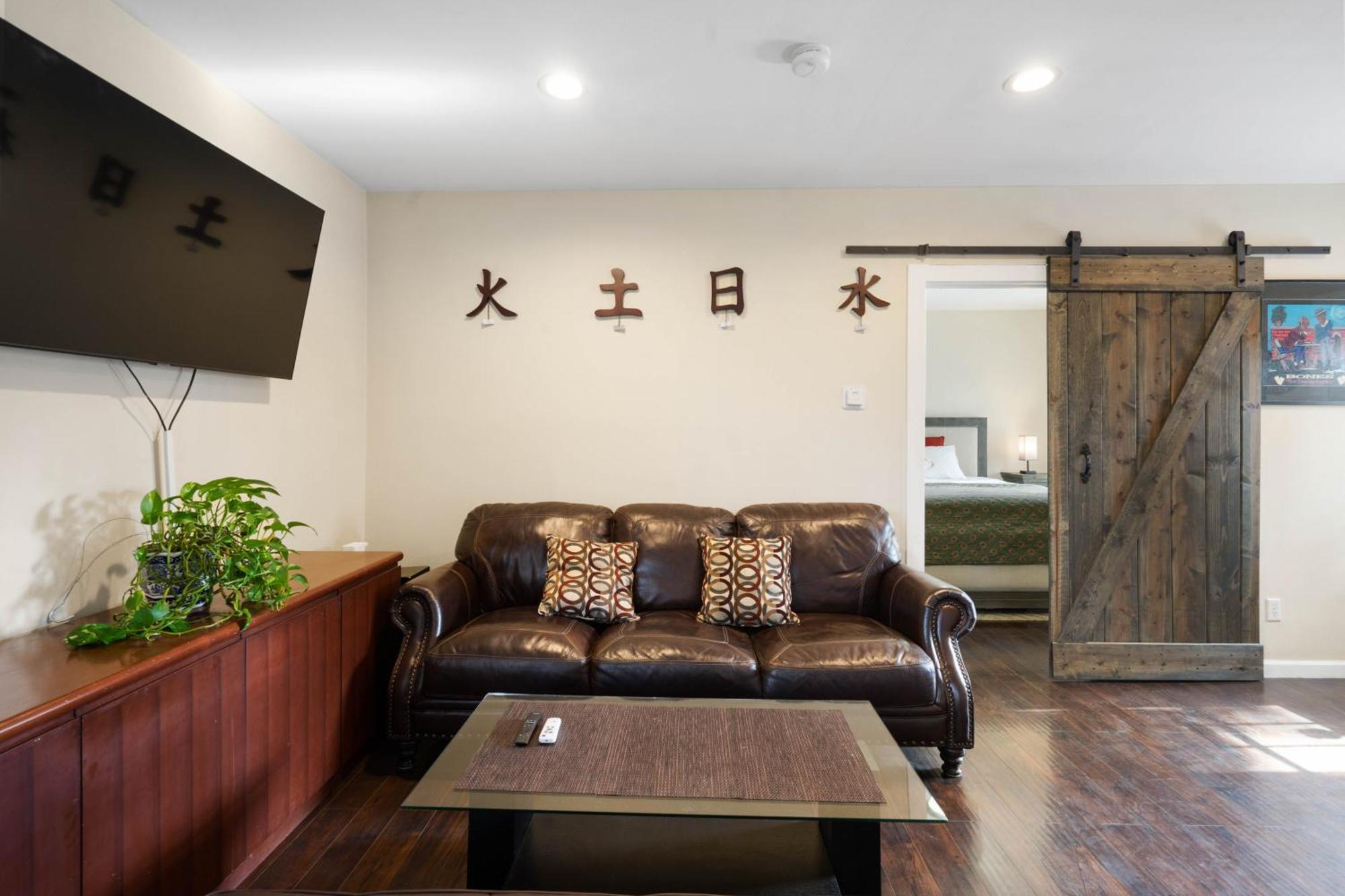 1 Bd In La Perfect For Long Term