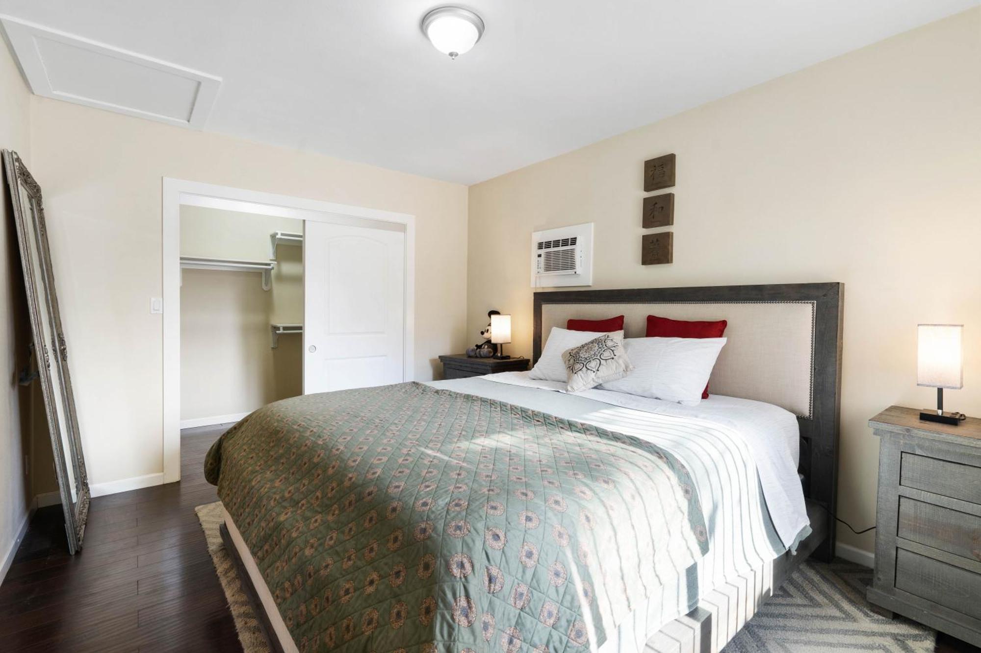 1 Bd In La Perfect For Long Term Holiday home