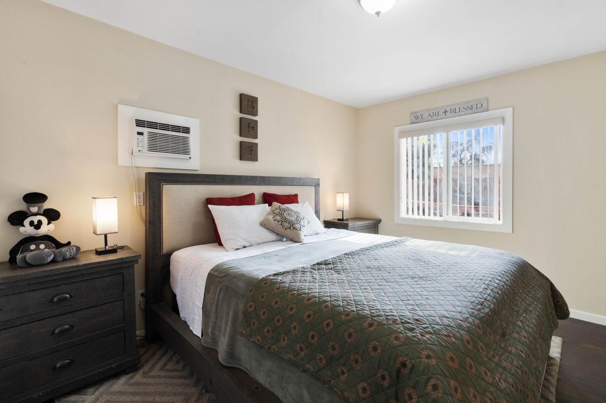 1 Bd In La Perfect For Long Term