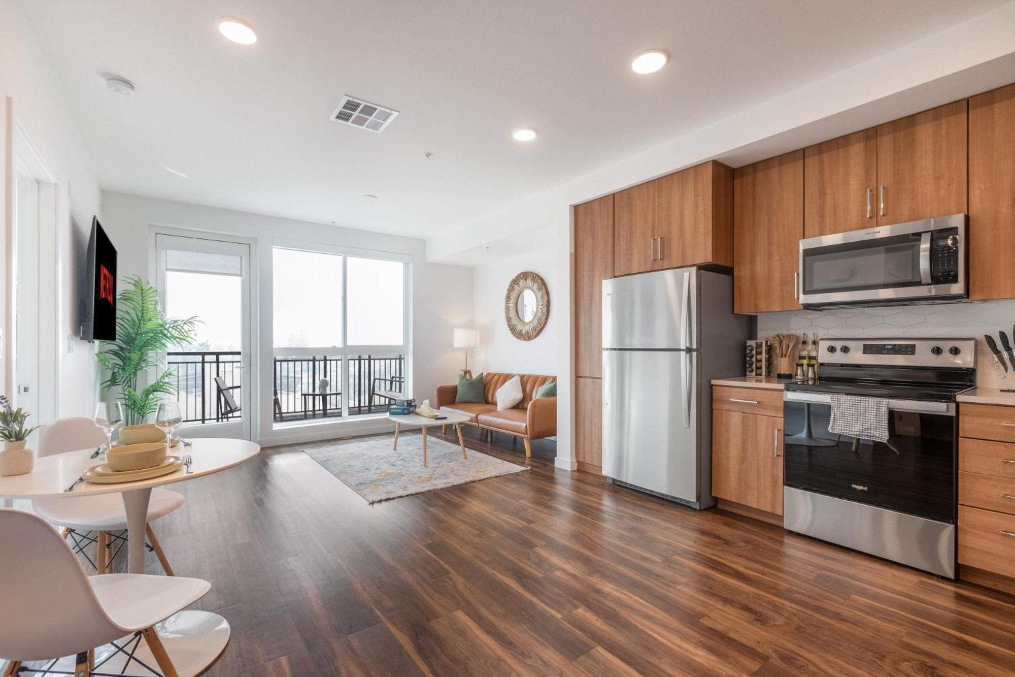 Beautiful 1br In Hollywood W Pool And Parking * Los Angeles