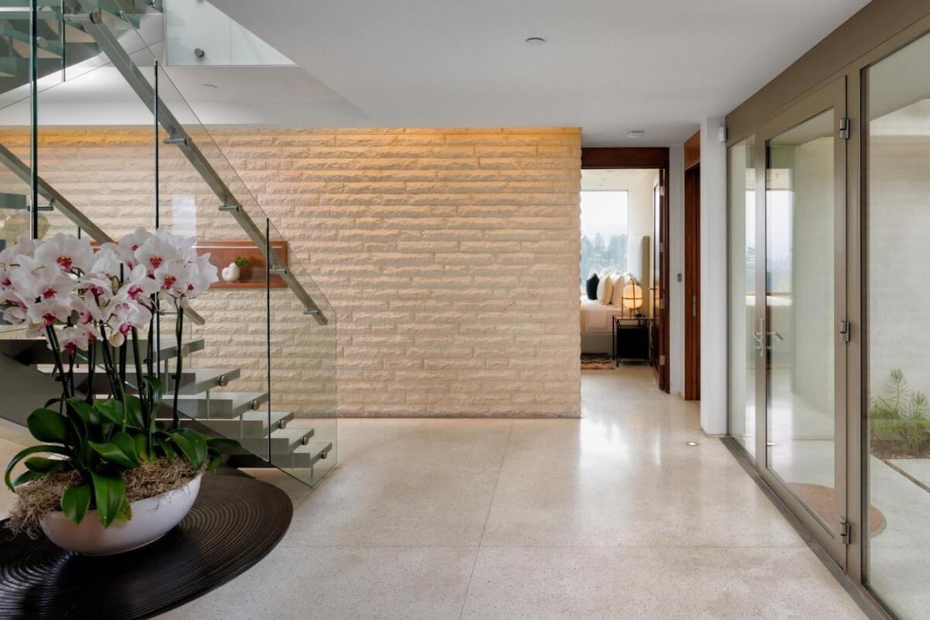 Vue Modern Villa