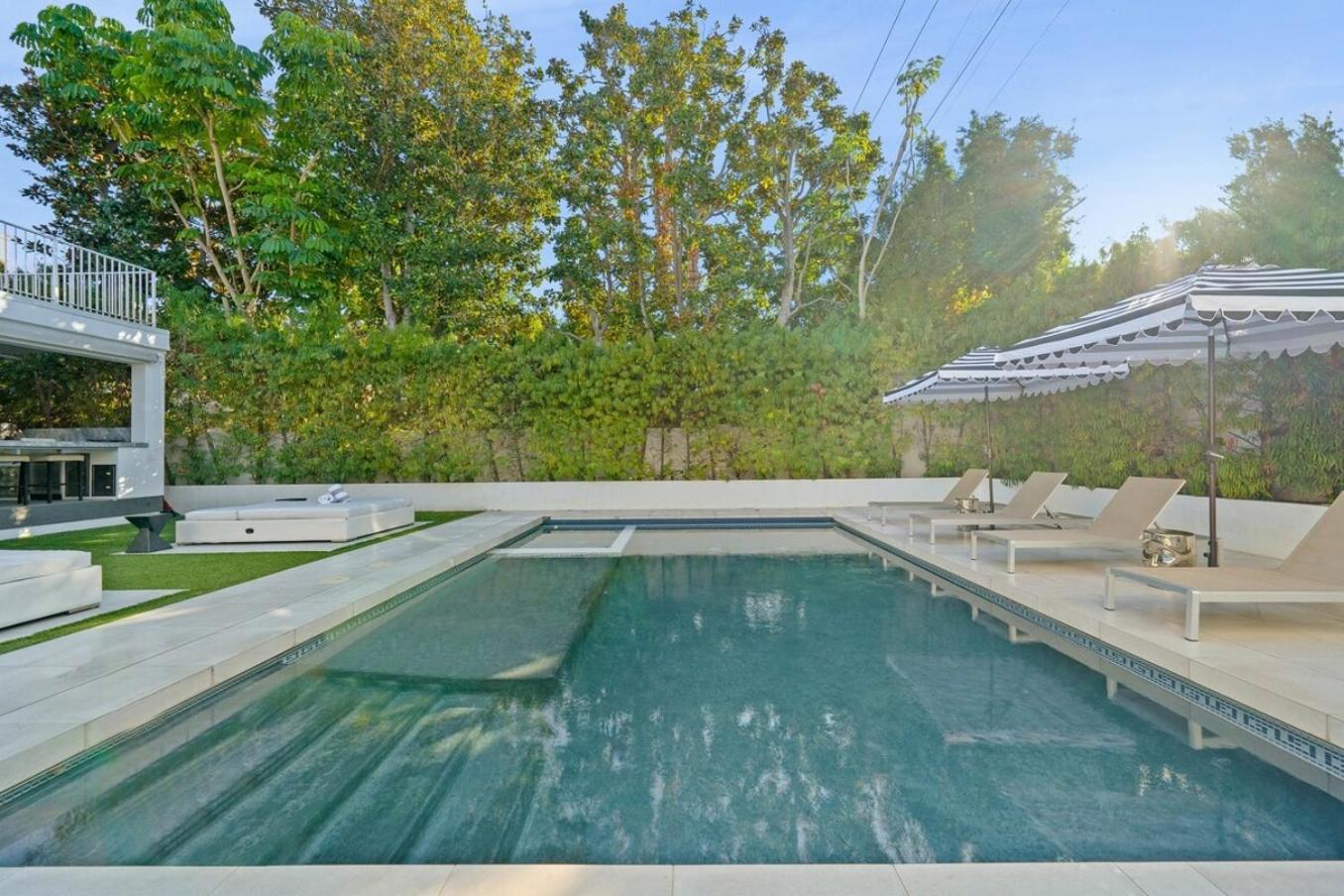 Villa Hearst Estate