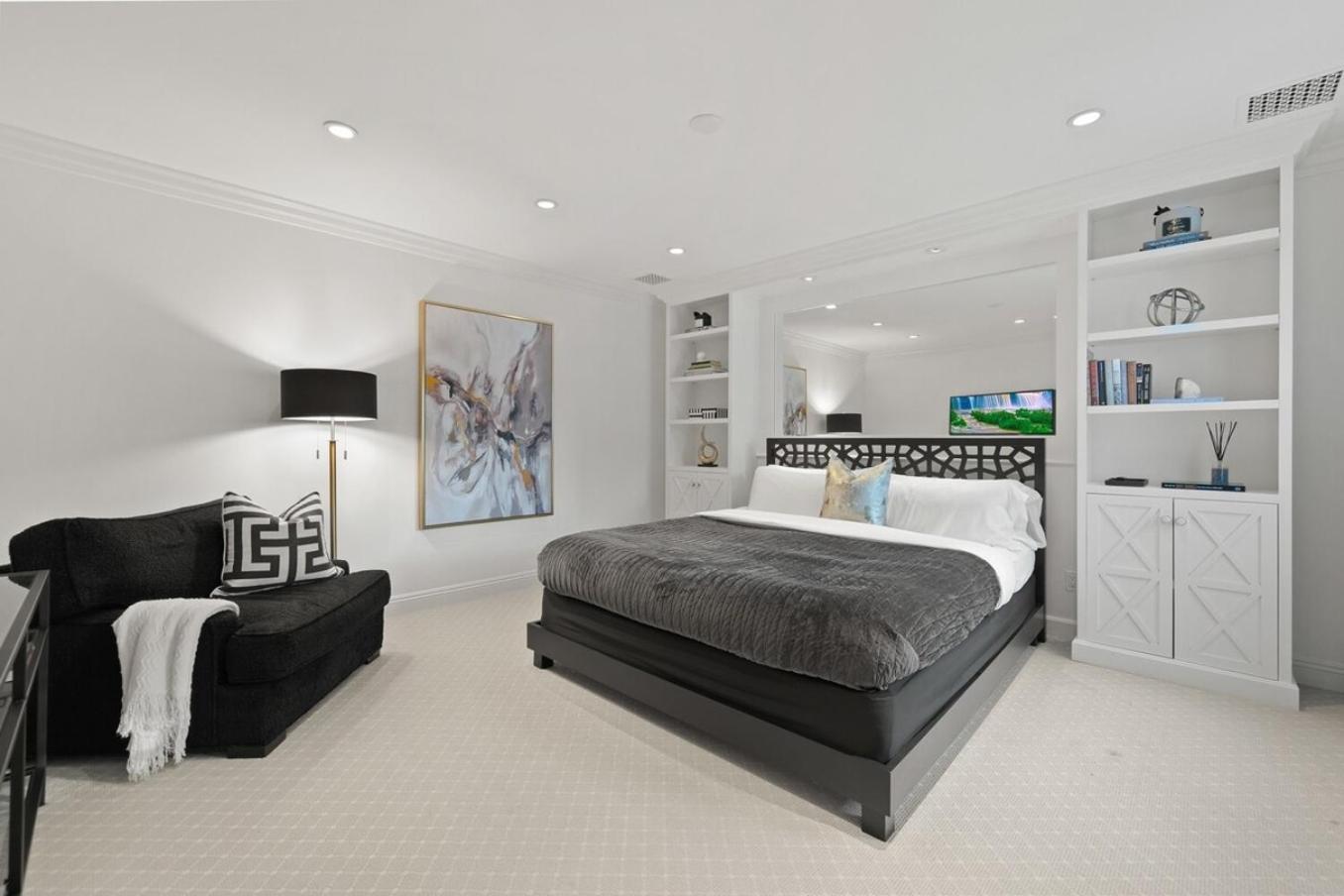 Hearst Estate Villa *