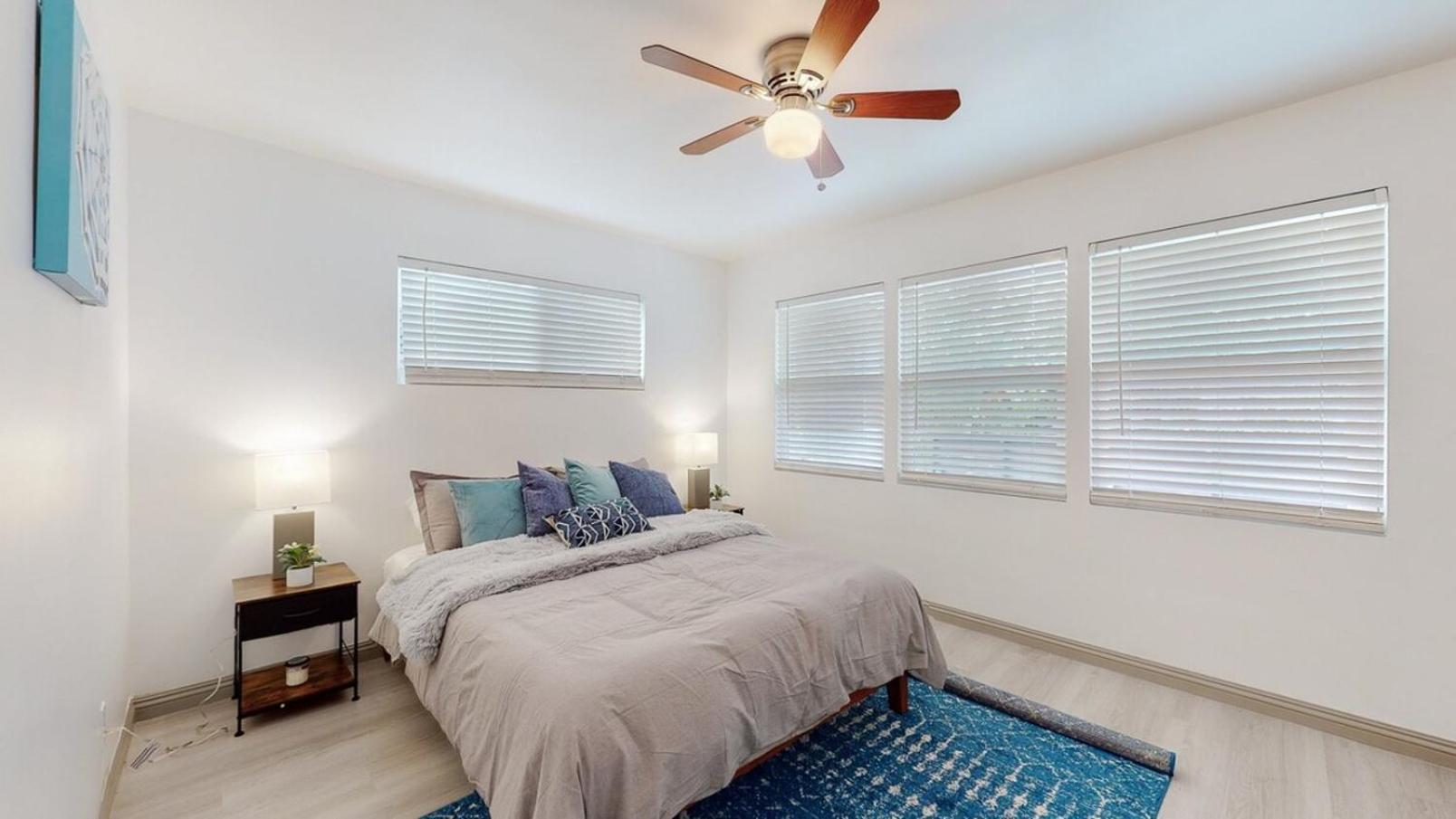 Stunning 3br Prime La Area Near Beach Holiday home Los Angeles