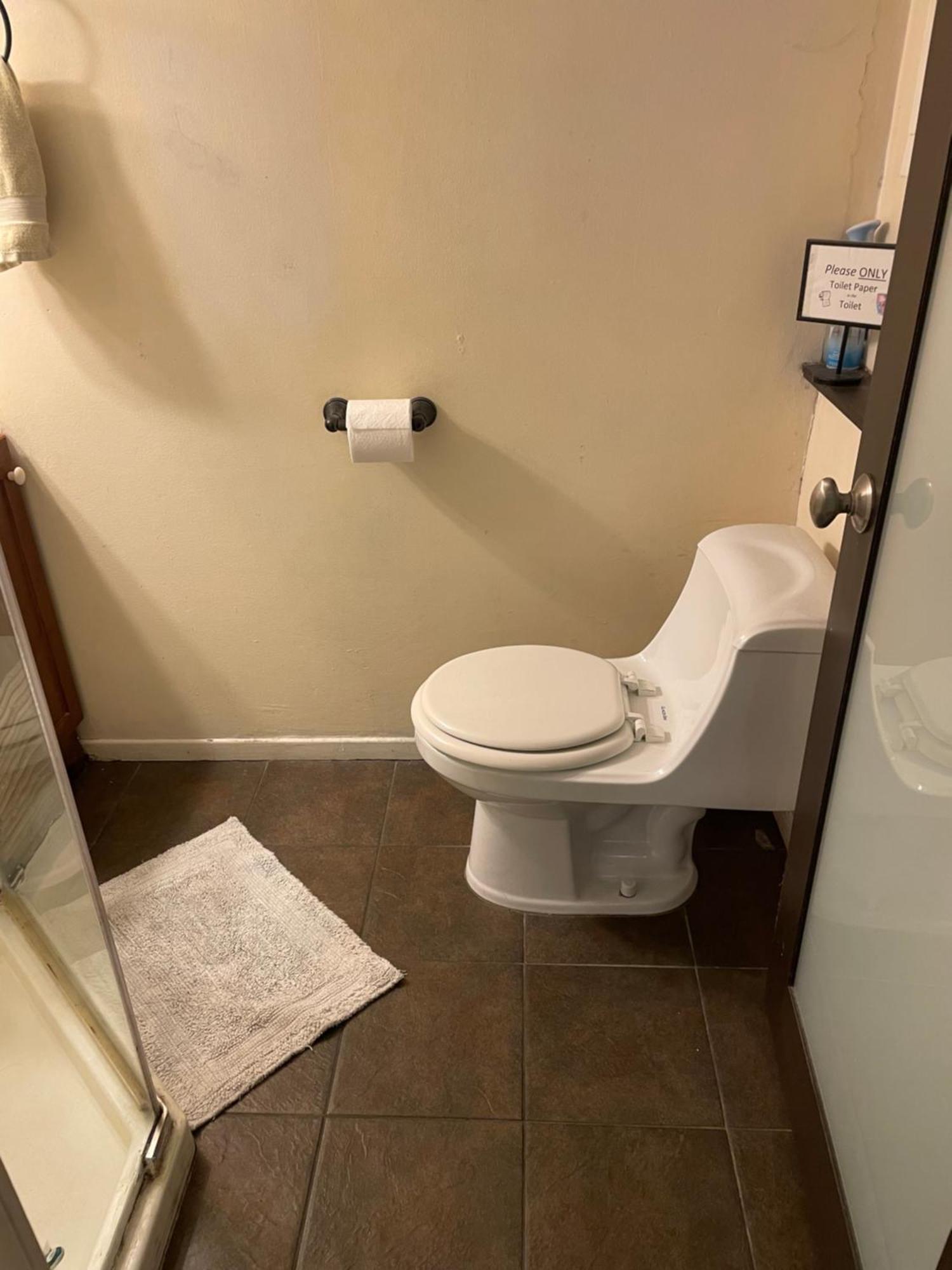 Guest house Near Universal