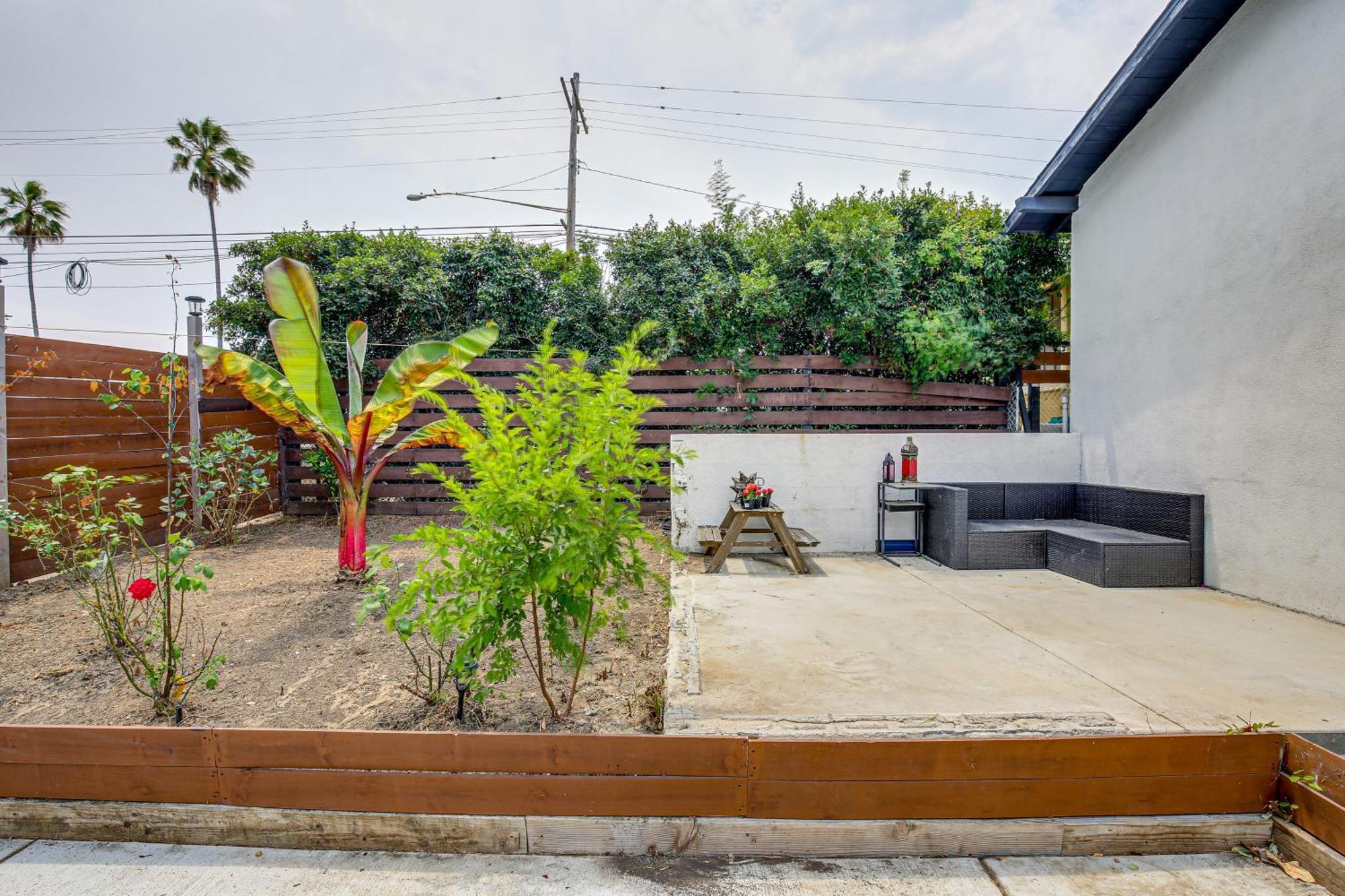 Apartment Pet-friendly San Pedro About 3 Mi To The Ocean!