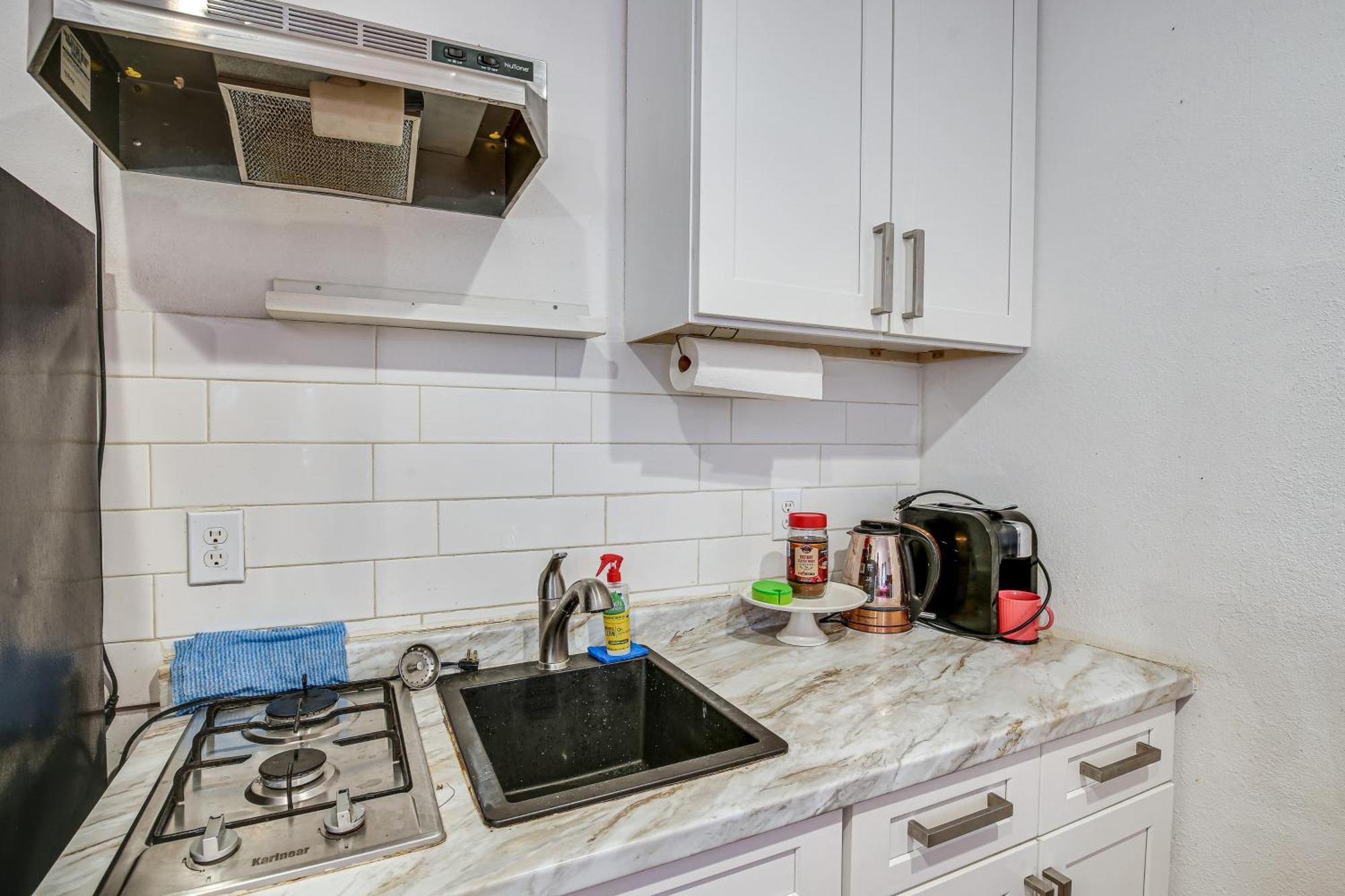 Pet-friendly San Pedro About 3 Mi To The Ocean! *