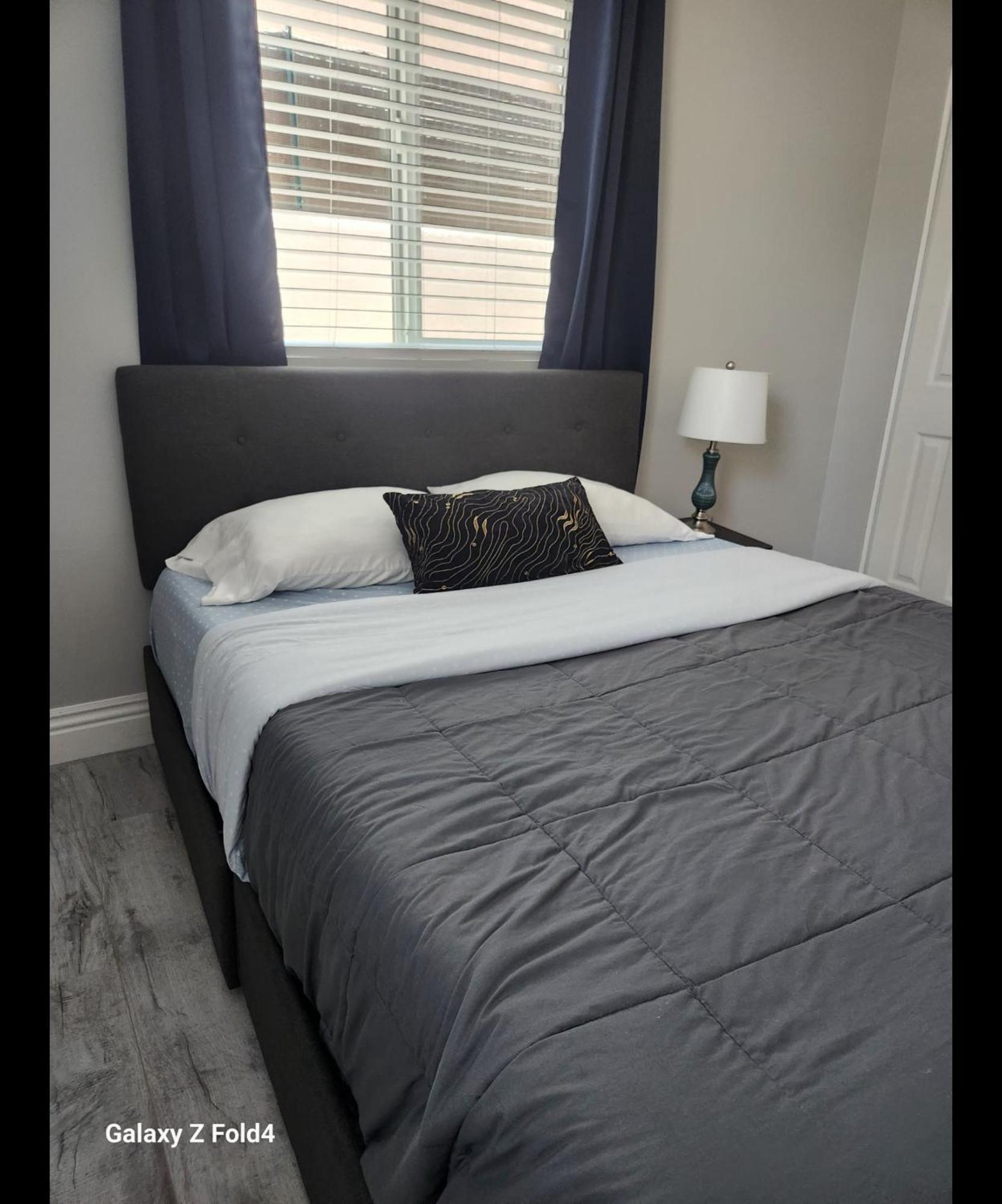 Charming In La Prime Location * Los Angeles