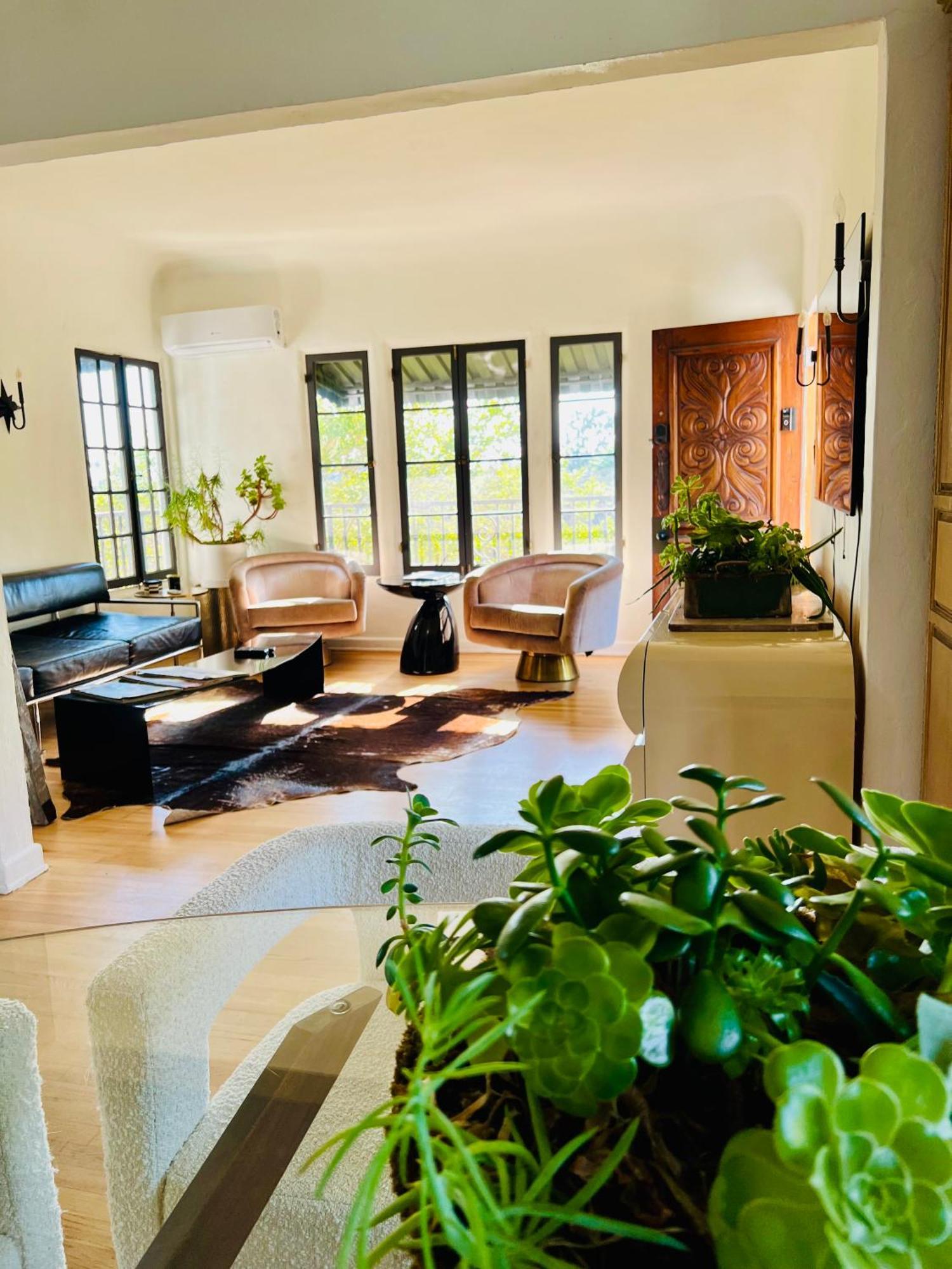 Spanish In Franklin Hills Walk To Sunset Junction By Jordannella Realty Holiday home *