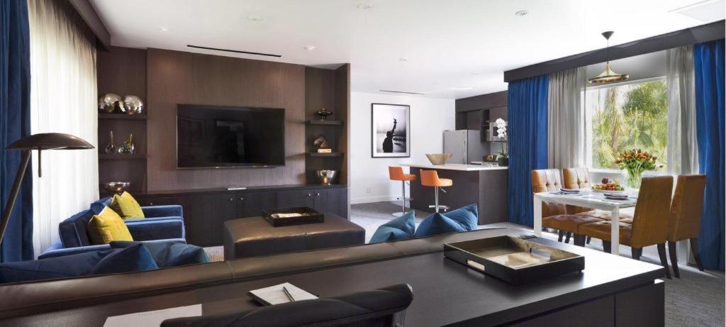 Sunset Marquis & Hotel 4*