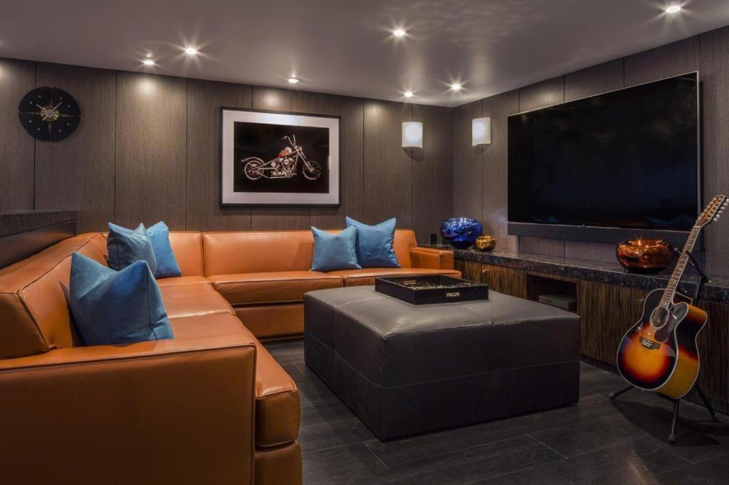 Sunset Marquis &