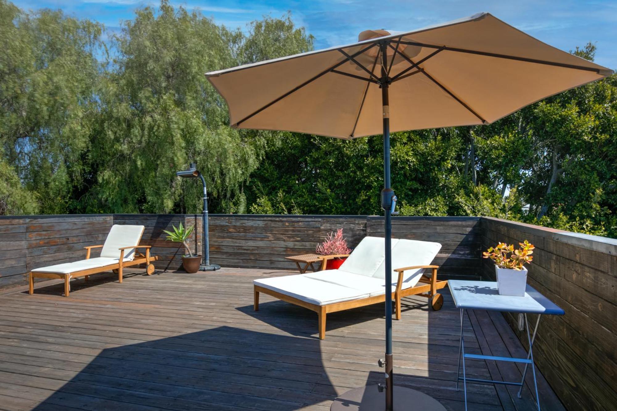 Apartment Venice Beach Bungalow By Artspace Locations *