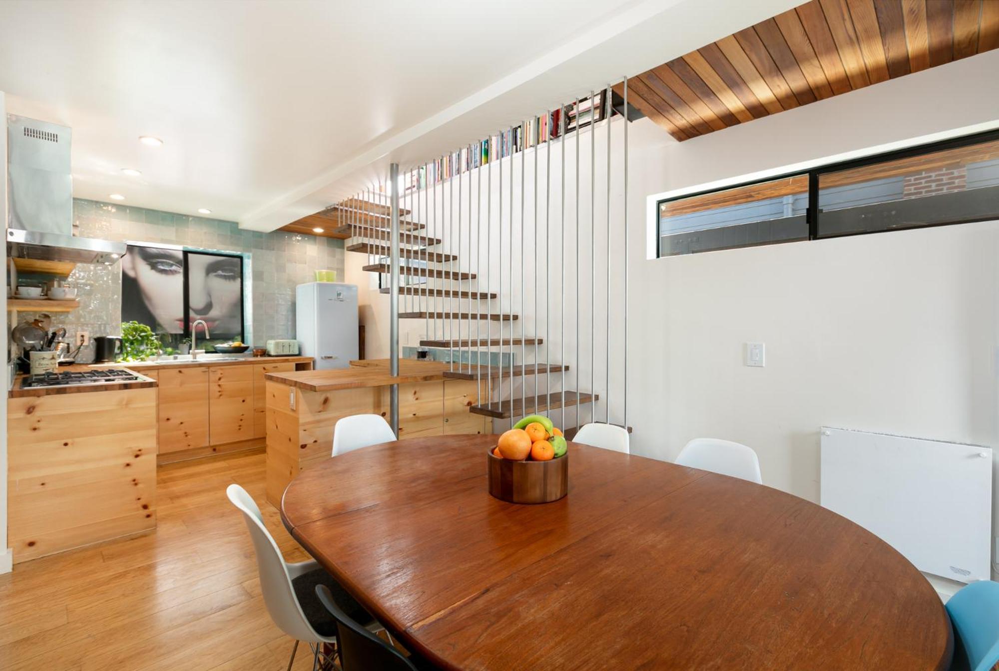 Venice Beach Bungalow By Artspace Locations *