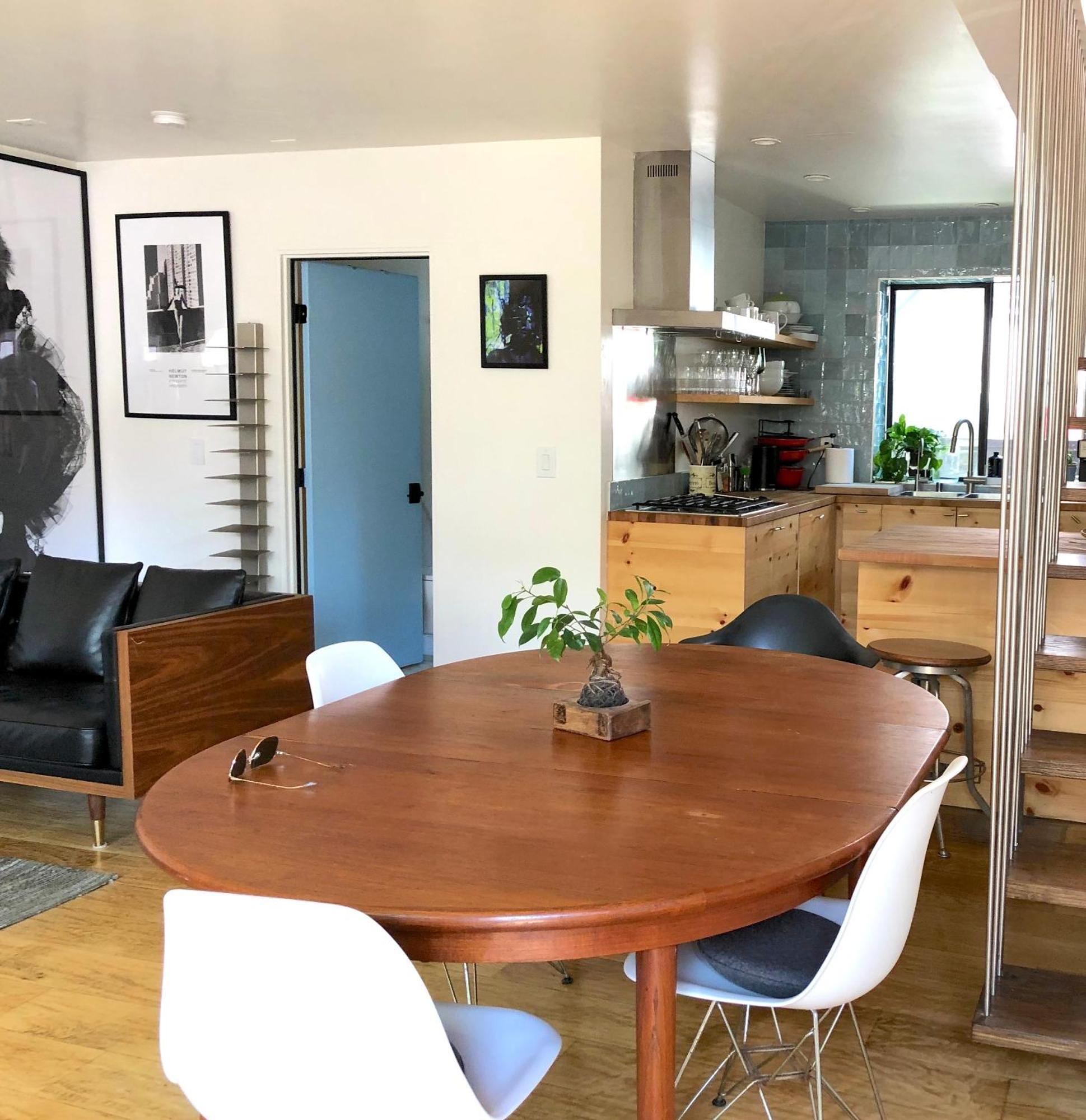 Apartment Venice Beach Bungalow By Artspace Locations *