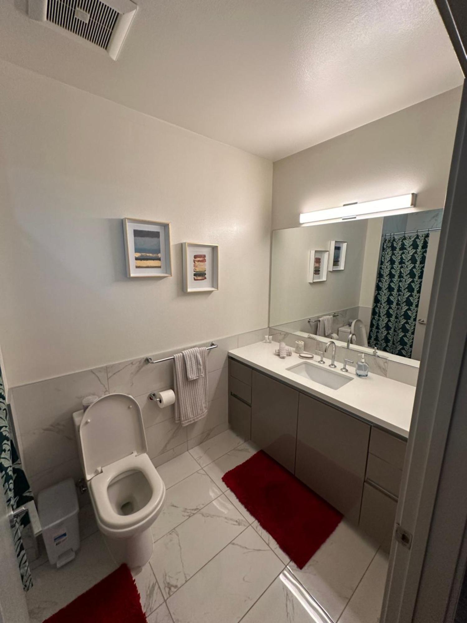 Luxury 2br Located Dtla Los Angeles