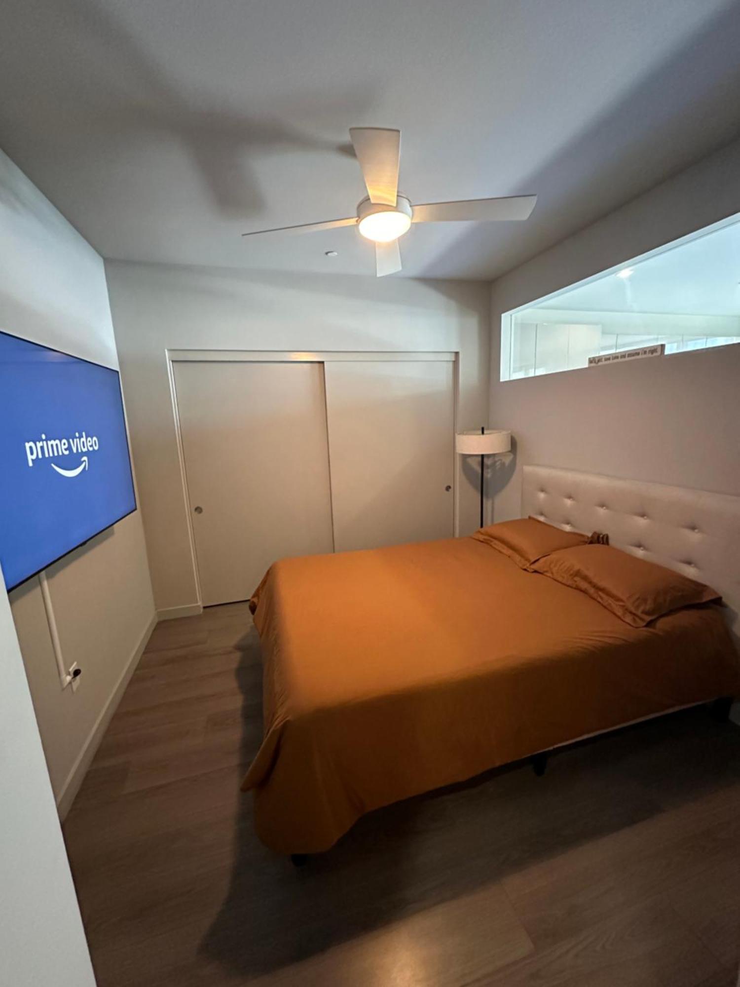 Luxury 2br Located Dtla Apartment *