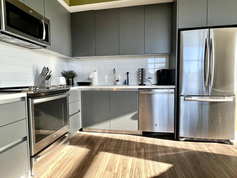 Aparthotel Hollywood Sign View 2 Bed 2 Bath Premium Corner *