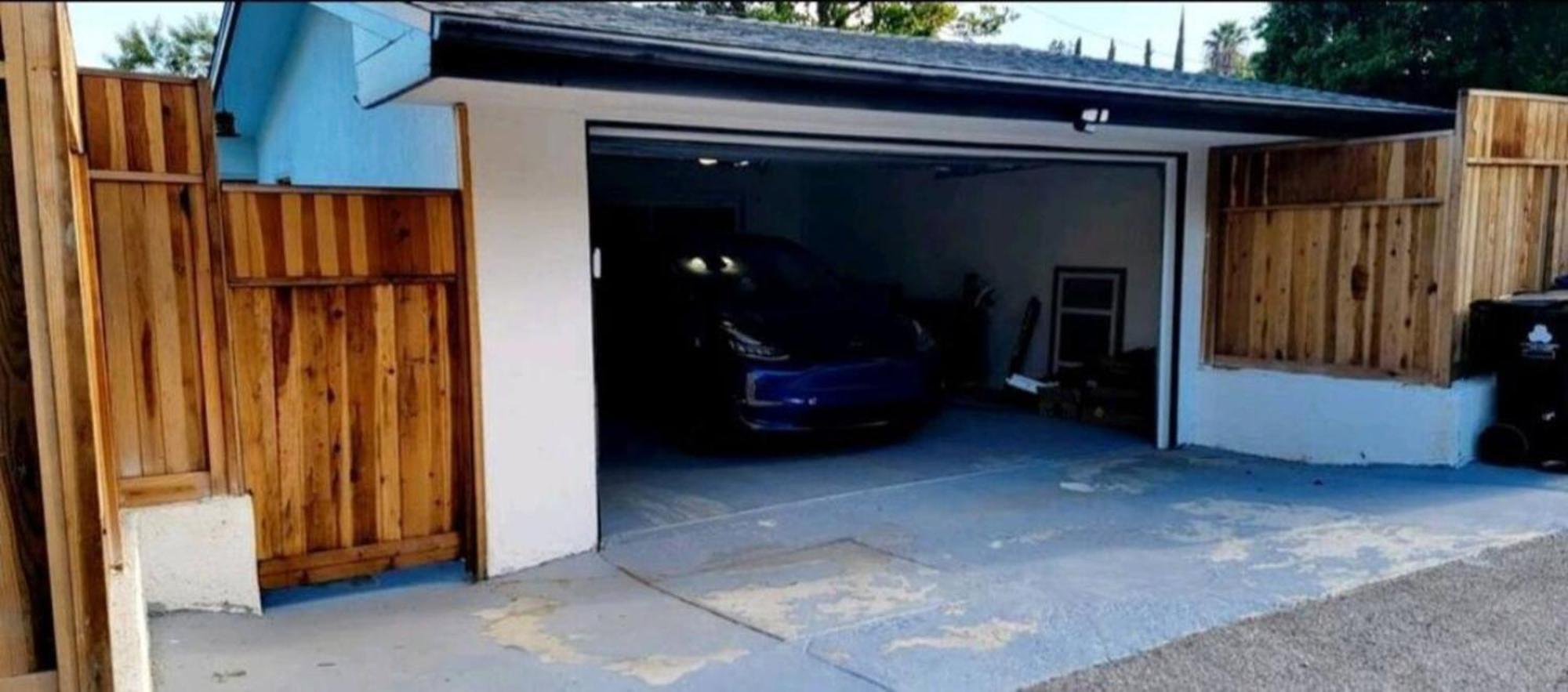 Spacious 4bed 2bath, Gated Pool, Wi-fi, Garage Holiday home Los Angeles