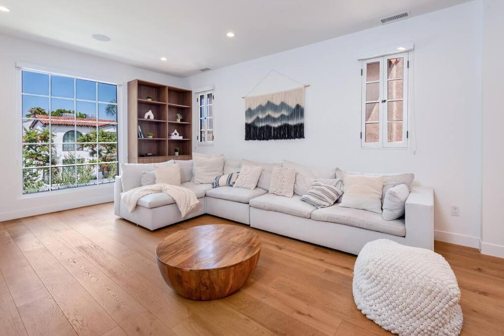 Apartment Exclusive Luxury 2br With Private Patio Los Angeles