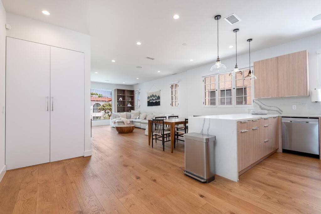 Apartment Exclusive Luxury 2br With Private Patio Los Angeles