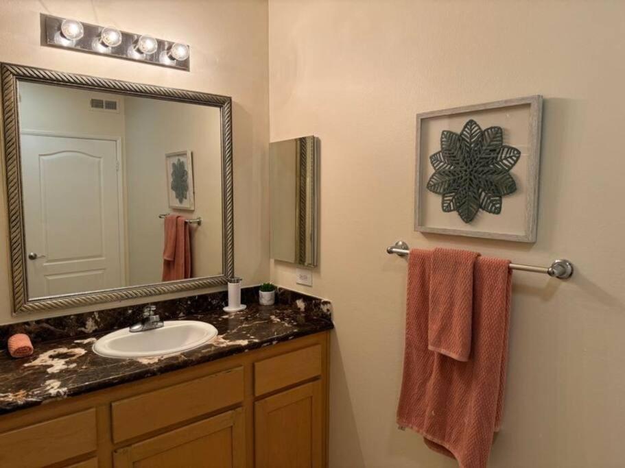Apartment Classy And Comfy Unit *