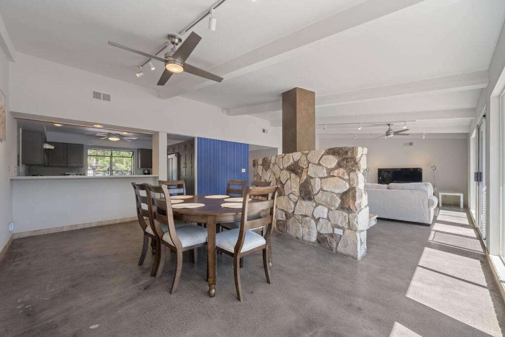 Oakdale Retreat With Pool & Holiday home *