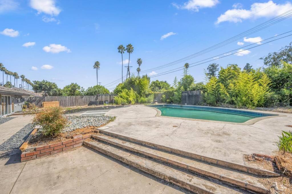 Holiday home Oakdale Retreat With Pool &