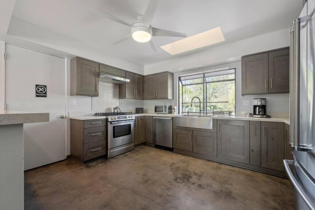 Holiday home Oakdale Retreat With Pool & *