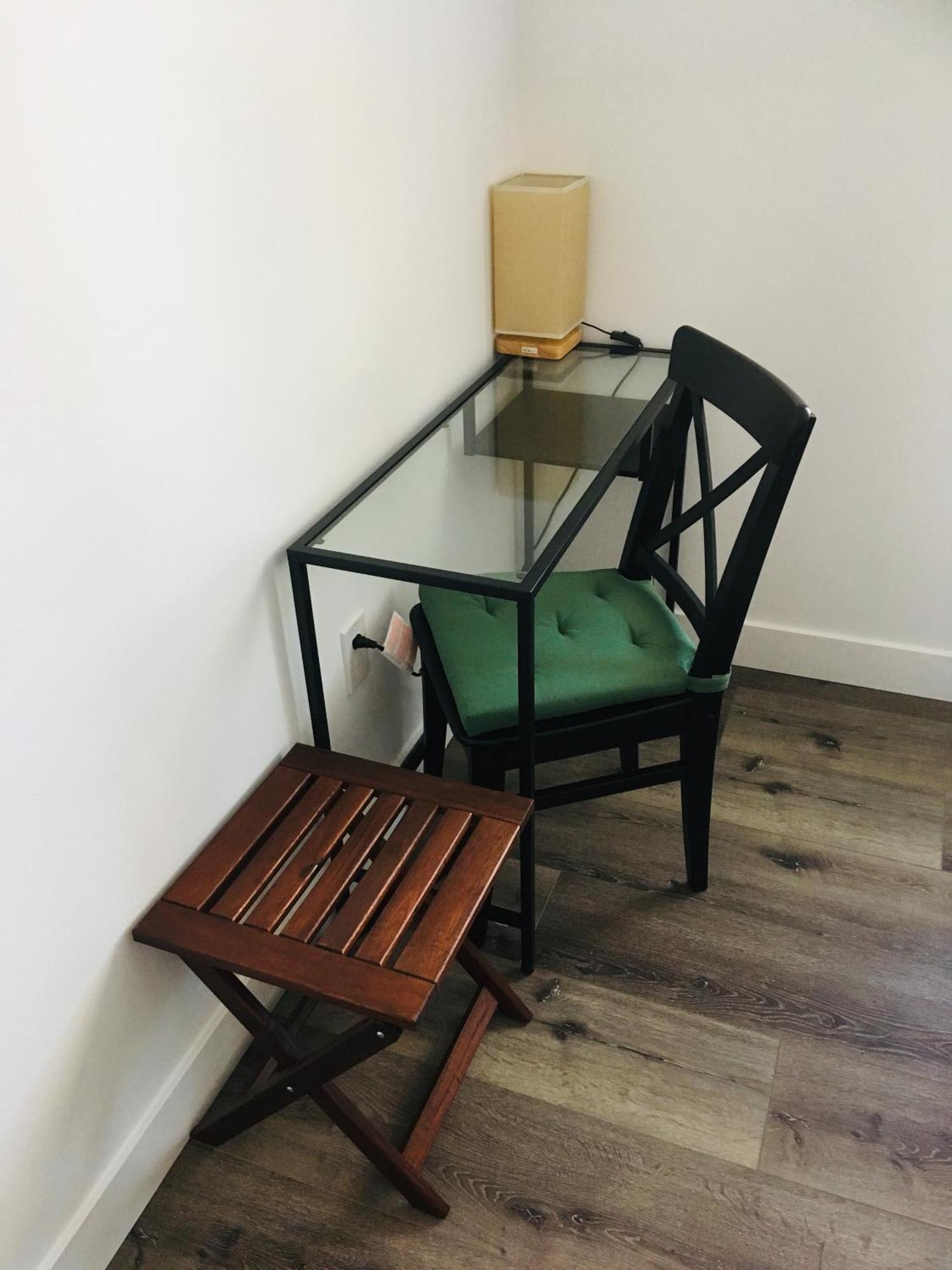 Cozy 3 Bedroom Townhouse With Balcony Los Angeles