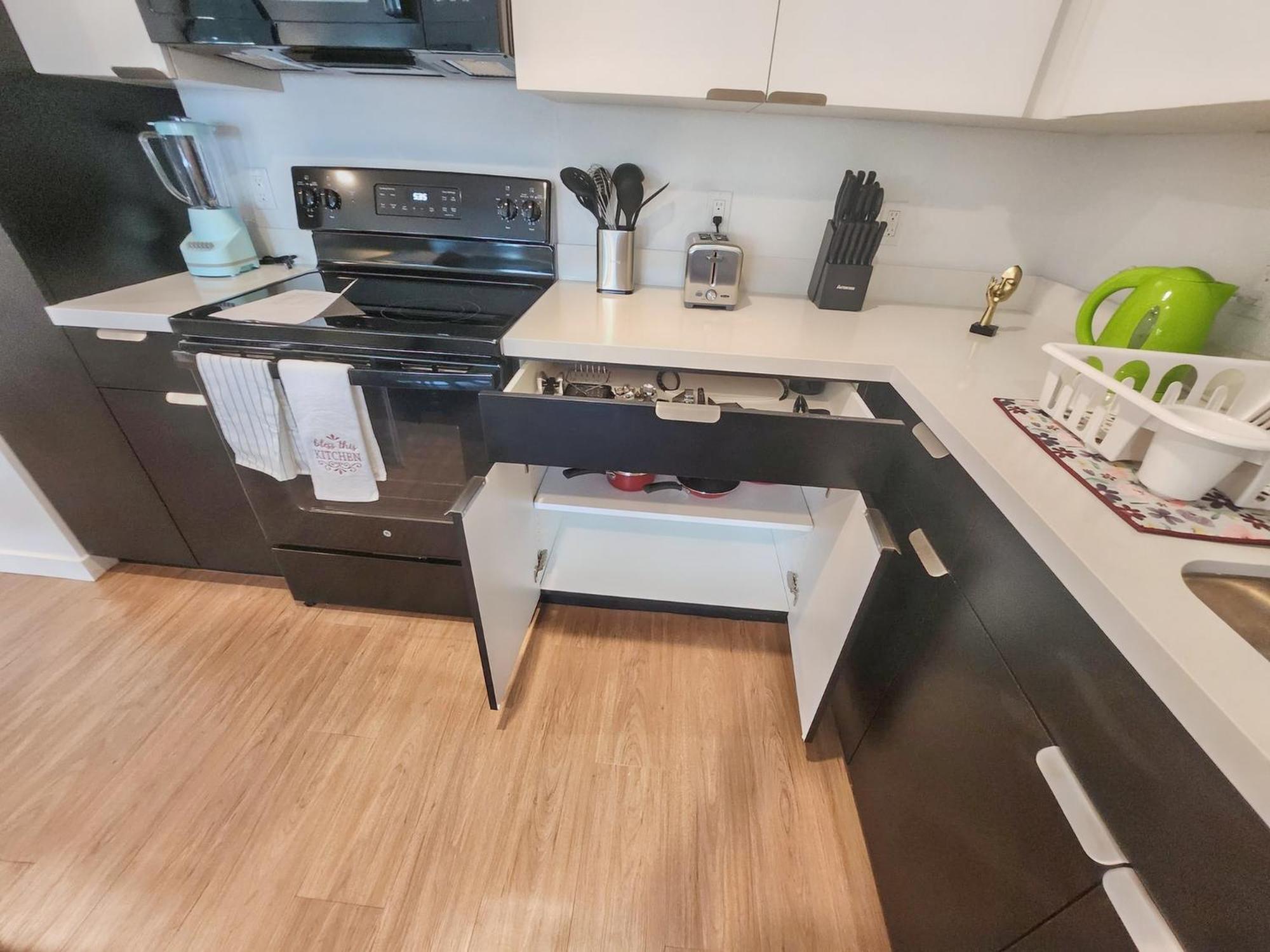 Stayspro - Cityscape Luxury Homes In The Heart Of Angeles Aparthotel *