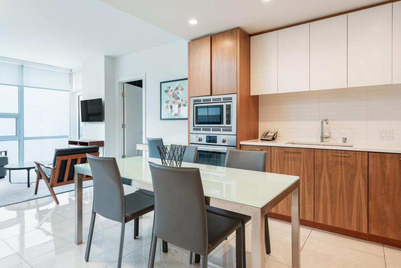 Level Downtown La South Olive *
