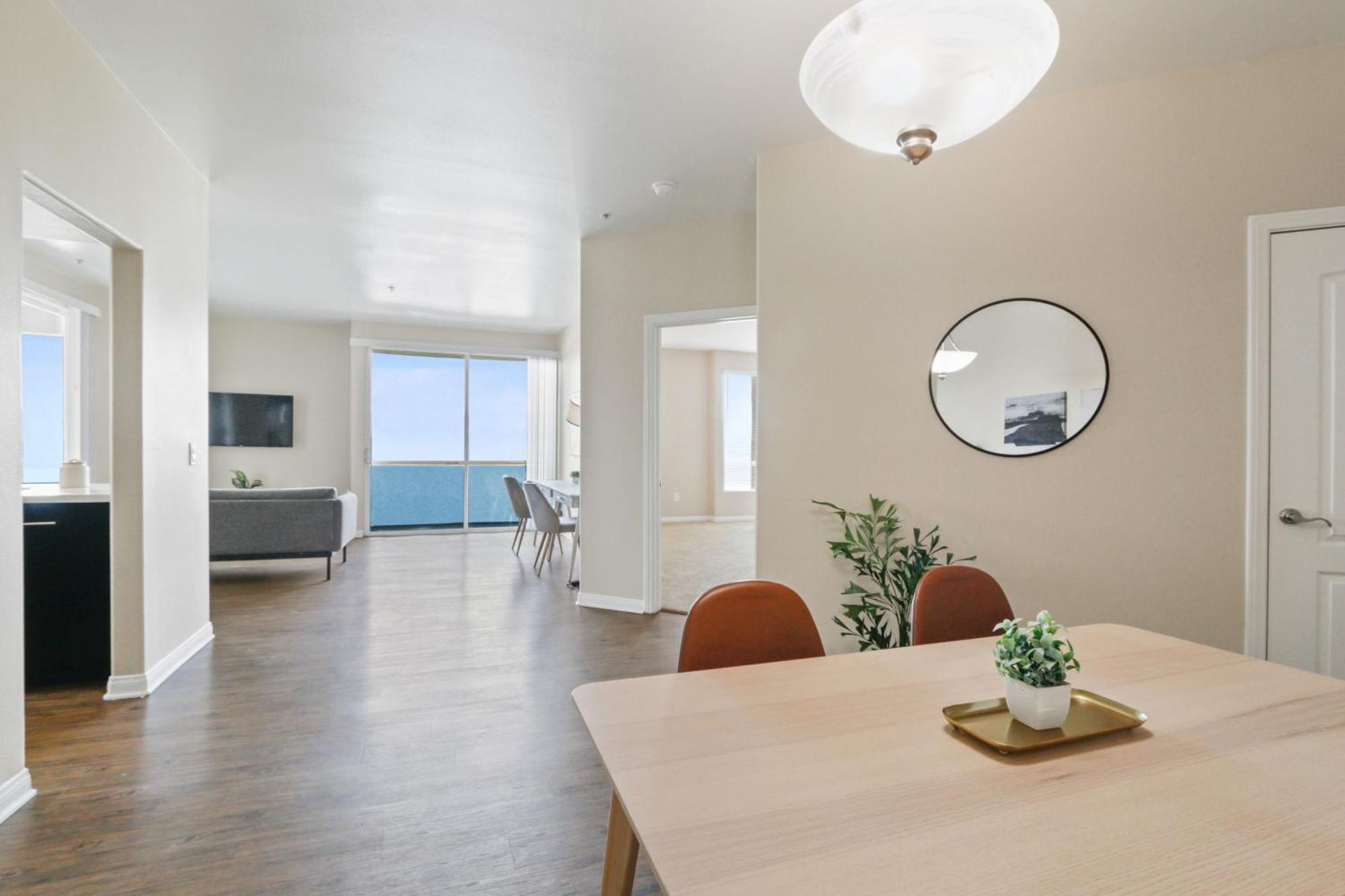 Charming 3-bedroom 3 Bth Near Venice Beach! *