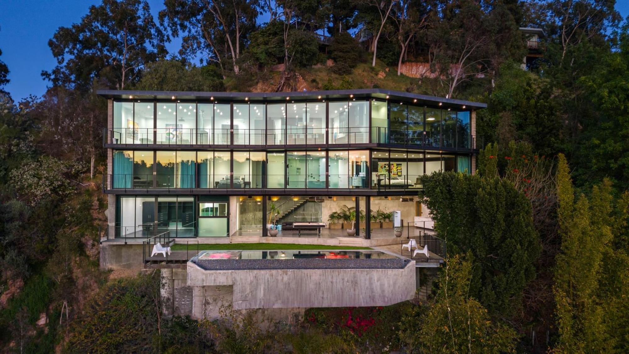 Architectural Masterpiece With Panoramic Views Villa *