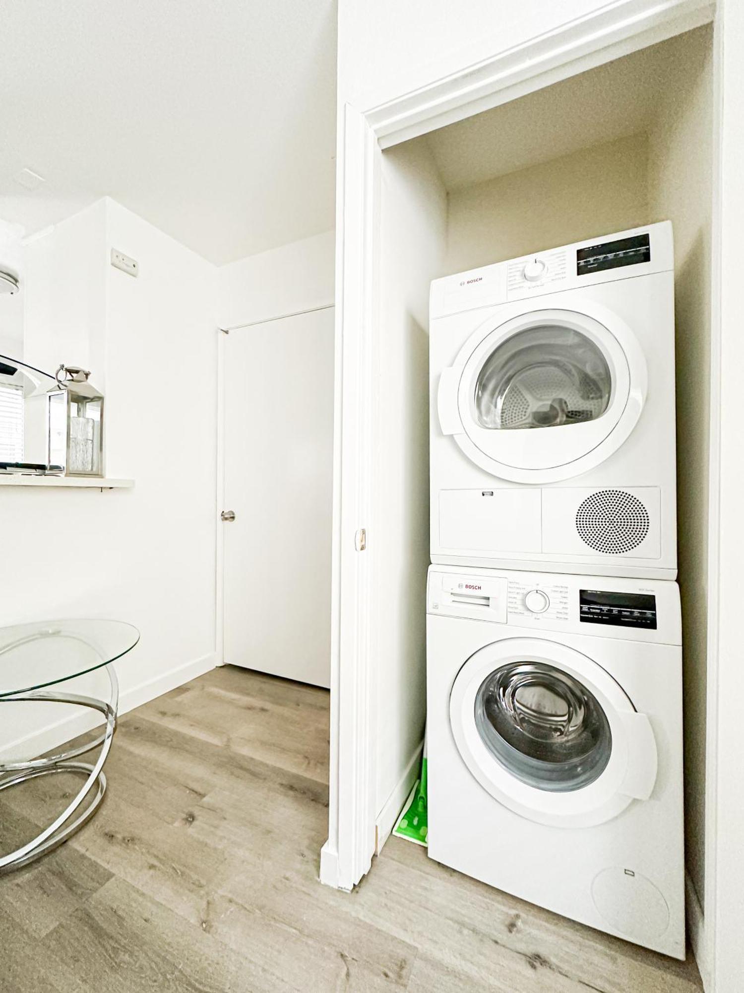 Holiday home Charming 2-br, 2-story In Heart Of La - Br4 *