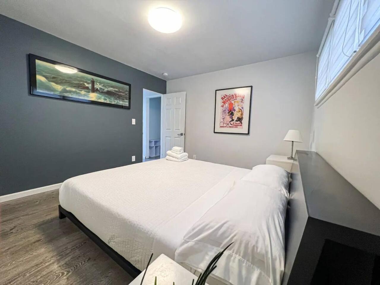 Stylish 2br House With Serene Shared Yard - Sh2-wb *