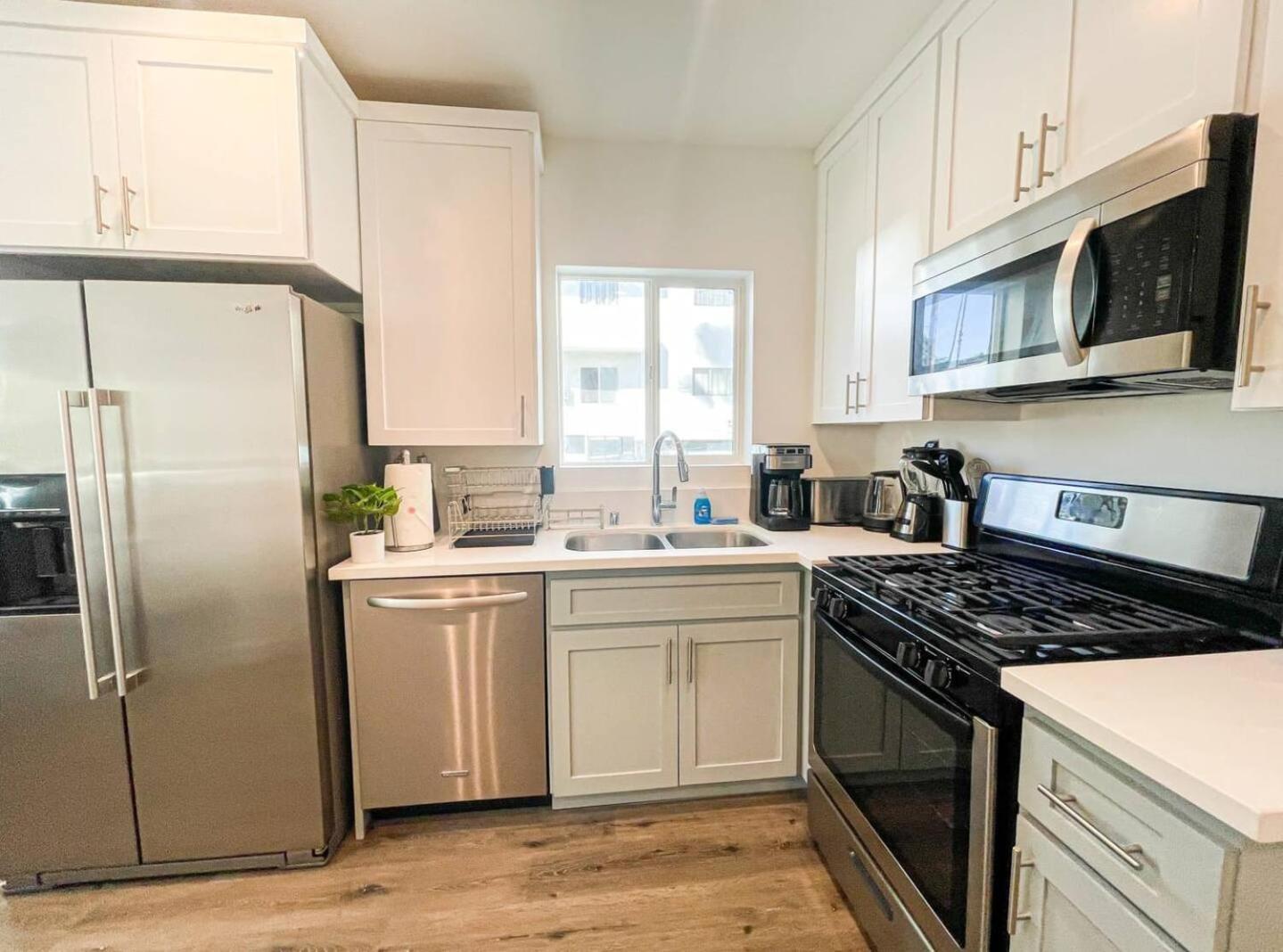 Warm And Welcoming Space In Hollywood-br16-bh Holiday home Los Angeles